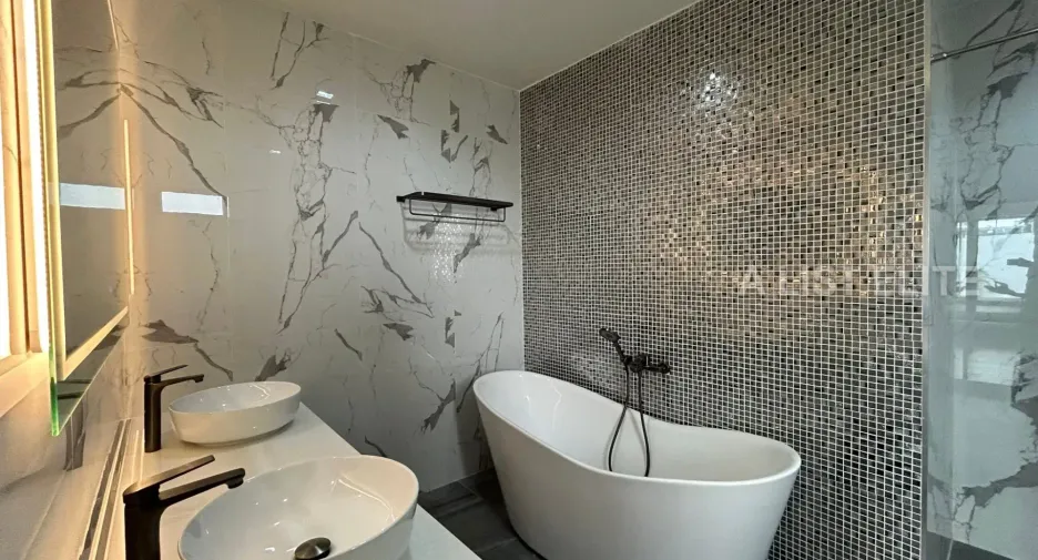 Haus zur Miete mit 5 Zimmer in East Pattaya, Pattaya
