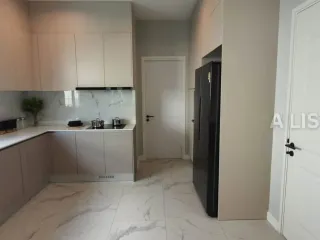 Haus zur Miete mit 4 Zimmer in Bang Lamung, Chonburi