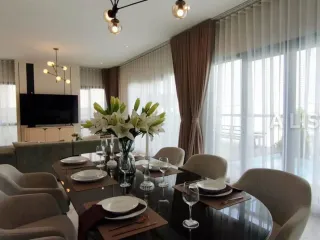 Haus zur Miete mit 4 Zimmer in Bang Lamung, Chonburi