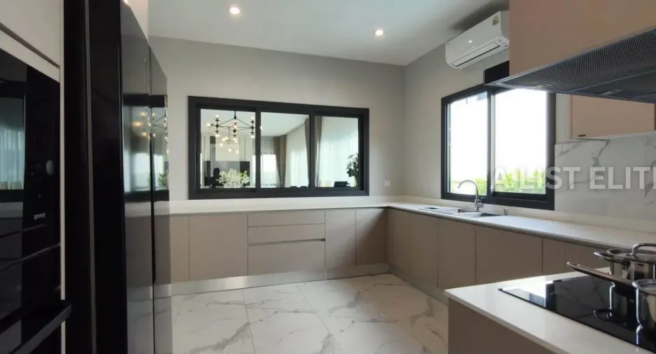 Haus zur Miete mit 4 Zimmer in East Pattaya, Pattaya