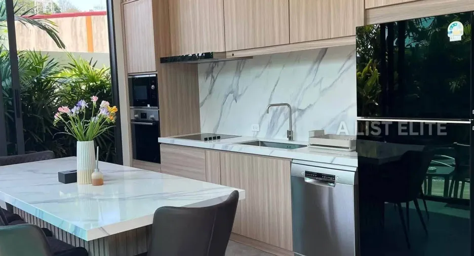 For rent 3 bedrooms house in South Pattaya, Pattaya
