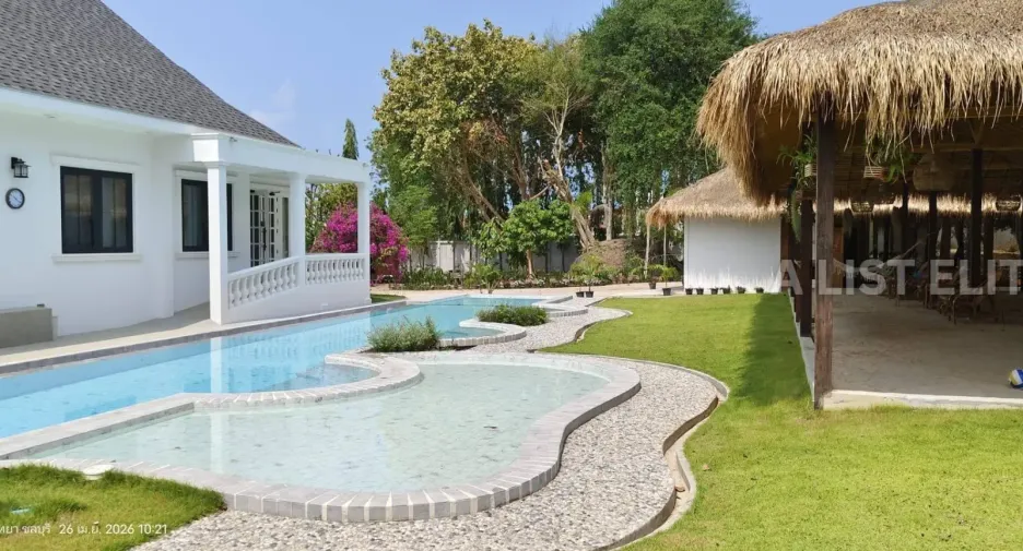 For rent 4 bedrooms house in South Pattaya, Pattaya