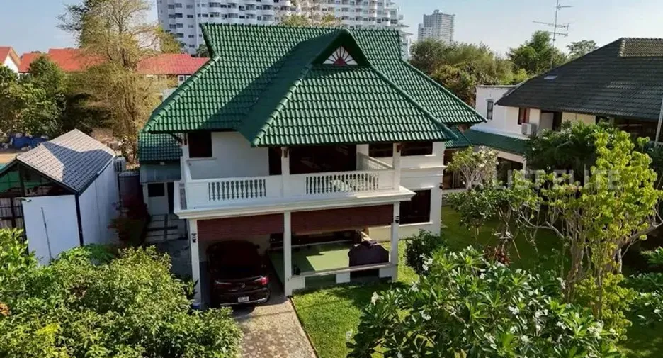 For sale 3 bedrooms house in Sattahip, Chonburi