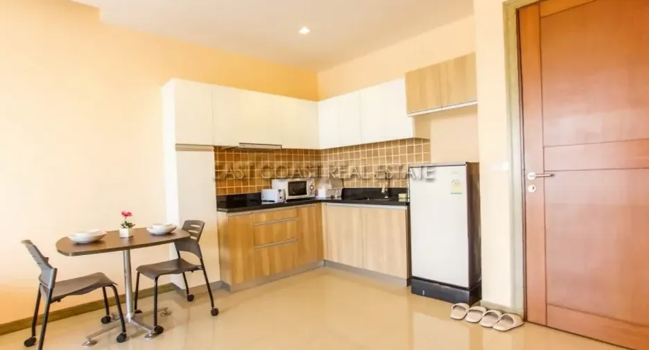 For rent and for sale 1 bed condo in Bang Lamung, Chonburi