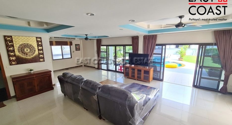 For rent 4 bedrooms house in Jomtien, Pattaya