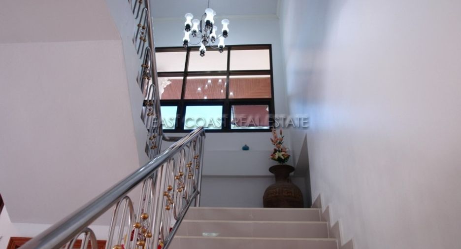 For rent 4 bedrooms house in Jomtien, Pattaya