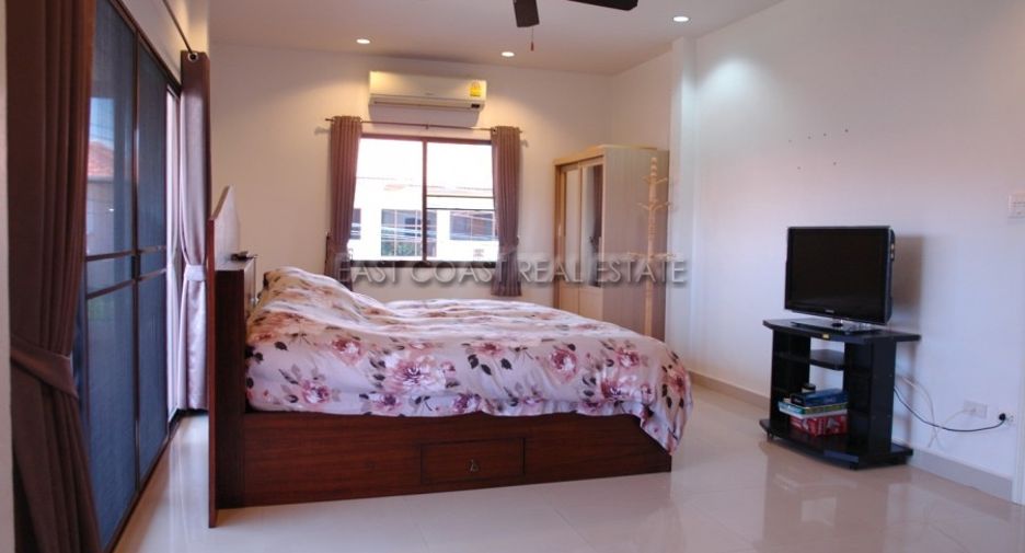 For rent 4 bedrooms house in Jomtien, Pattaya