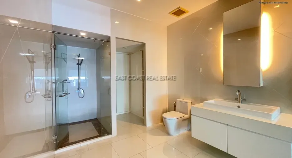 For rent and for sale 2 bedrooms condo in Bang Lamung, Chonburi