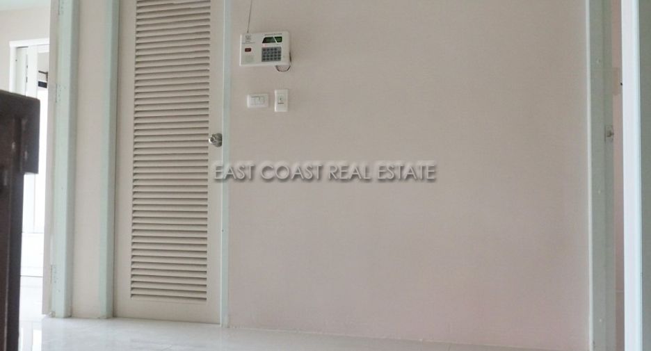 For sale and for rent 3 bedrooms house in East Pattaya, Pattaya