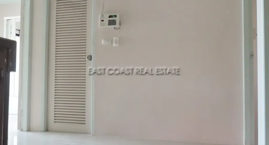 For rent and for sale 3 bedrooms house in Bang Lamung, Chonburi