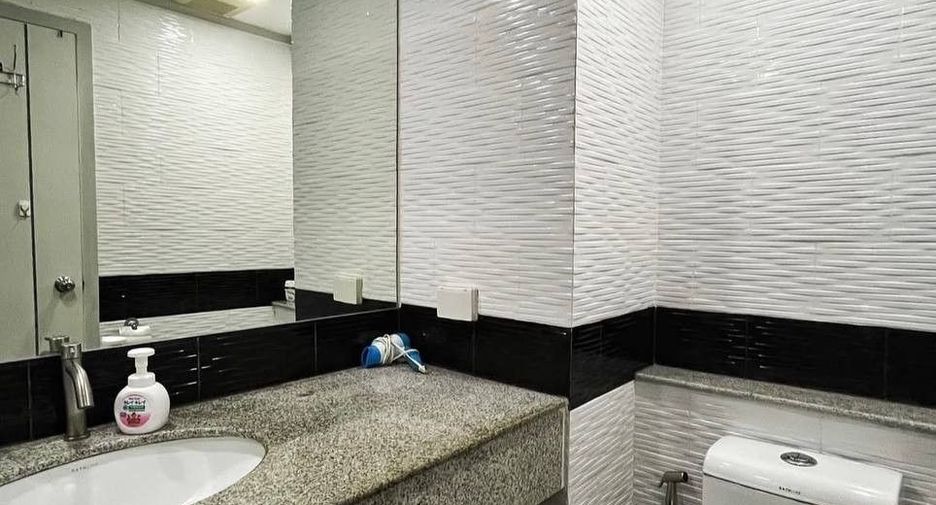 For rent 1 Beds condo in Pratumnak, Pattaya
