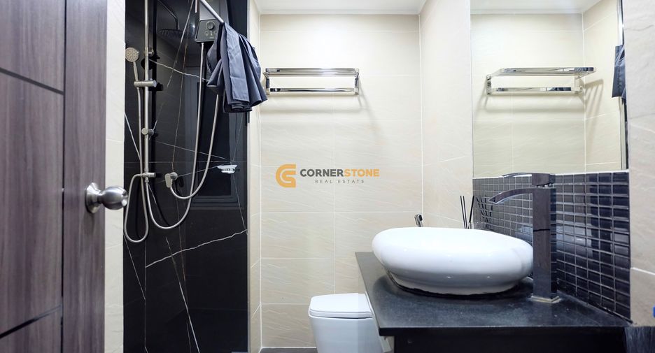 For rent 2 bedrooms condo in Pratumnak, Pattaya