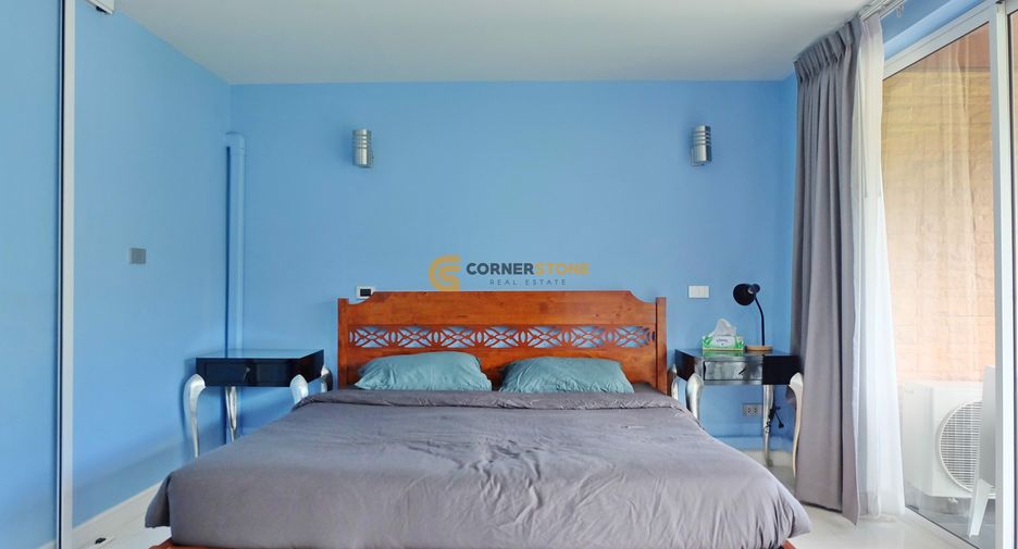 For rent 2 bedrooms condo in Pratumnak, Pattaya