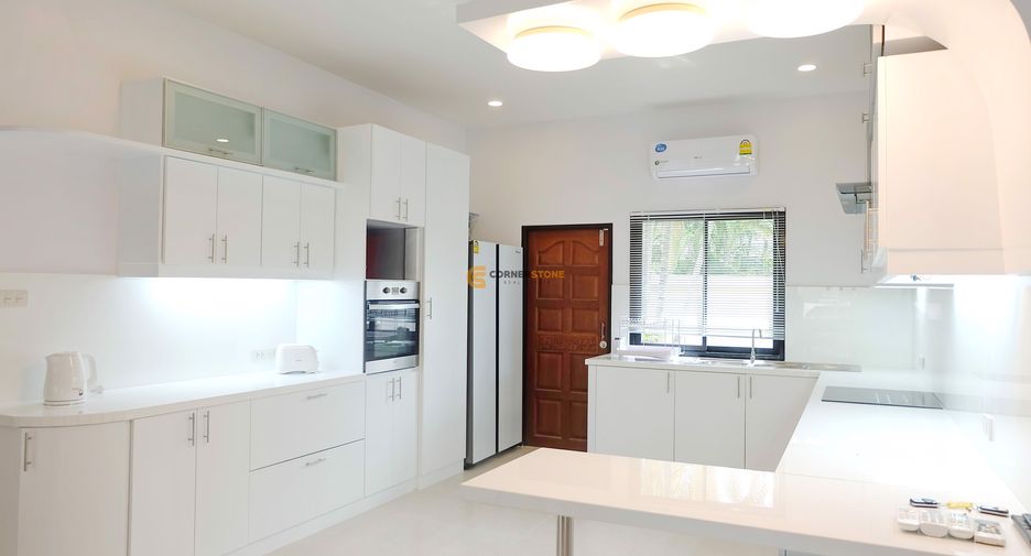 Haus zur Miete mit 3 Zimmer in Huay Yai, Pattaya