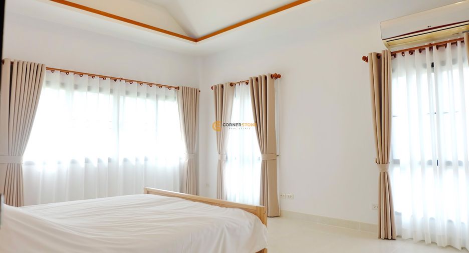 Haus zur Miete mit 3 Zimmer in Huay Yai, Pattaya