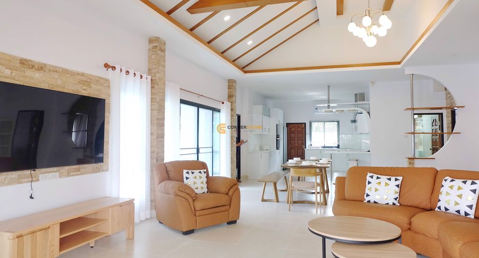 Haus zur Miete mit 3 Zimmer in Huay Yai, Pattaya