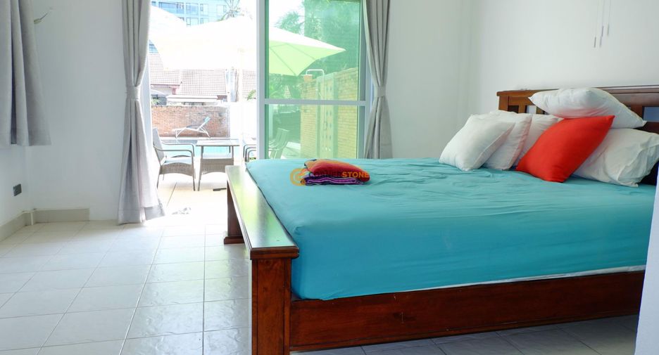 Casa en alquiler de 4 habitaciones en Jomtien, Pattaya