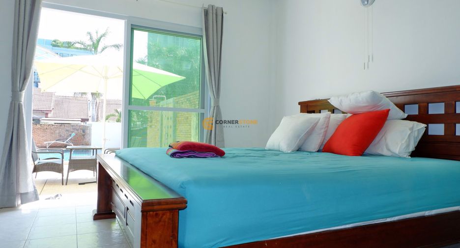 Casa en alquiler de 4 habitaciones en Jomtien, Pattaya