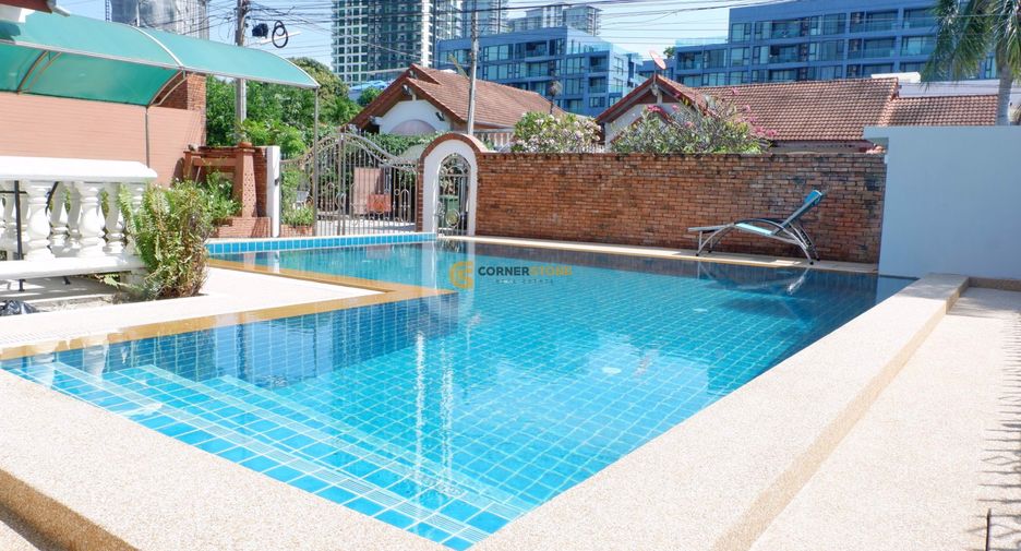 Casa en alquiler de 4 habitaciones en Jomtien, Pattaya