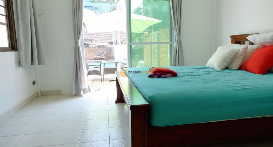 Casa en alquiler de 4 habitaciones en Jomtien, Pattaya