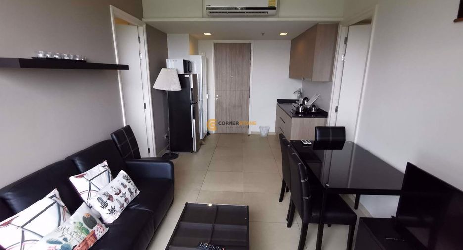 For rent 2 bedrooms condo in Pratumnak, Pattaya