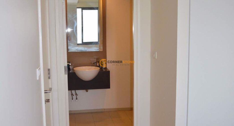 For rent 2 bedrooms condo in Pratumnak, Pattaya