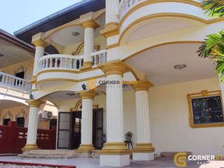 For rent 4 bedrooms house in Bang Lamung, Chonburi