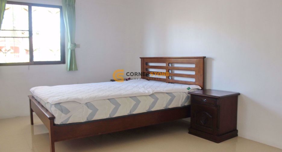 For rent 4 bedrooms house in North Pattaya, Pattaya