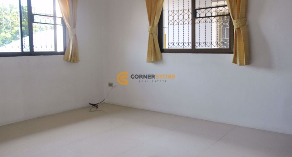 For rent 4 bedrooms house in North Pattaya, Pattaya