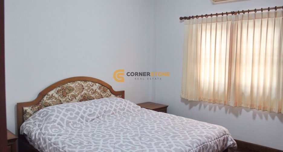 For rent 3 bedrooms house in Pratumnak, Pattaya