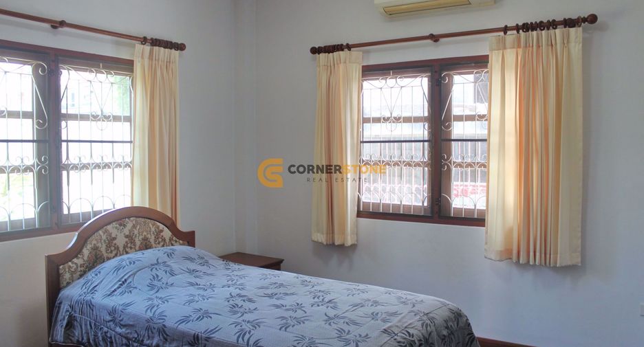 For rent 3 bedrooms house in Pratumnak, Pattaya