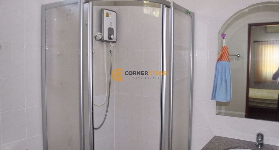 For rent 3 bedrooms house in Pratumnak, Pattaya