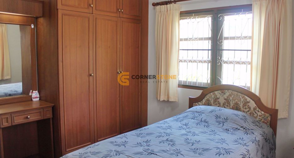 For rent 3 bedrooms house in Pratumnak, Pattaya