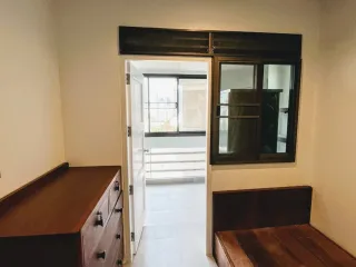 For rent 3 bedrooms apartment in Khlong Toei, Bangkok