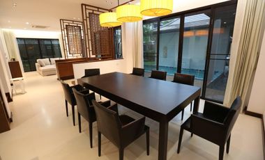 For rent 3 bedrooms townhouse in Watthana, Bangkok