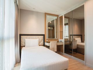 For rent 2 bedrooms apartment in Khlong Toei, Bangkok