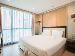 For rent 2 bedrooms apartment in Khlong Toei, Bangkok