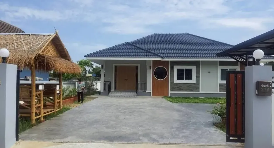 For rent 3 bedrooms house in San Sai, Chiang Mai