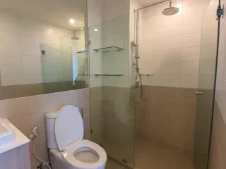 For rent and for sale 1 bed condo in Bang Rak, Bangkok