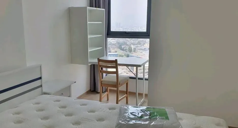 À louer et à vendre 1 chambre condo à Bang Rak, Bangkok