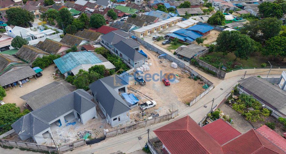 For sale 3 bedrooms house in East Pattaya, Pattaya
