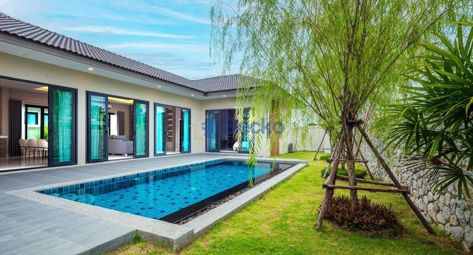 For sale 3 bedrooms house in East Pattaya, Pattaya