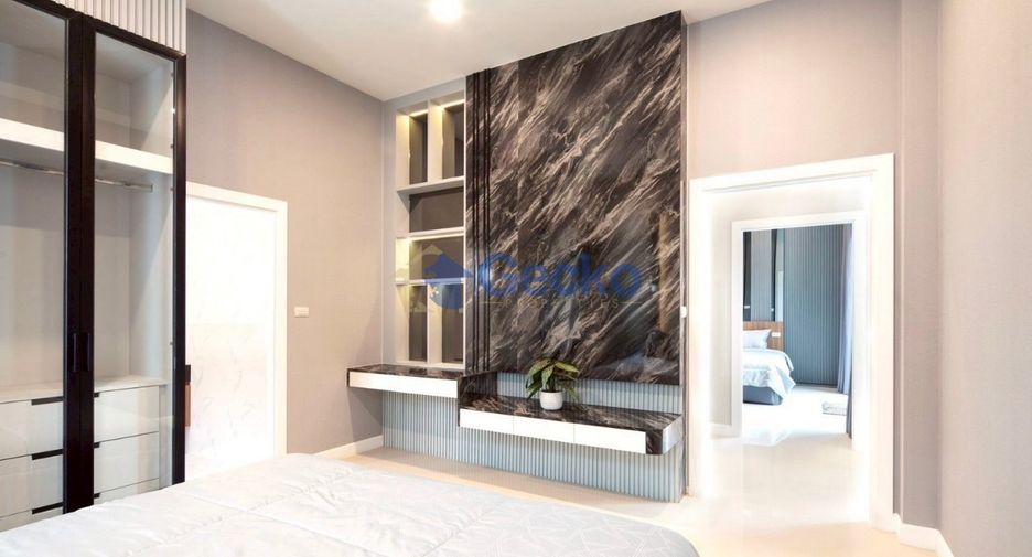 For sale 3 bedrooms house in East Pattaya, Pattaya