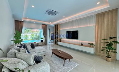 For sale 3 bedrooms house in East Pattaya, Pattaya