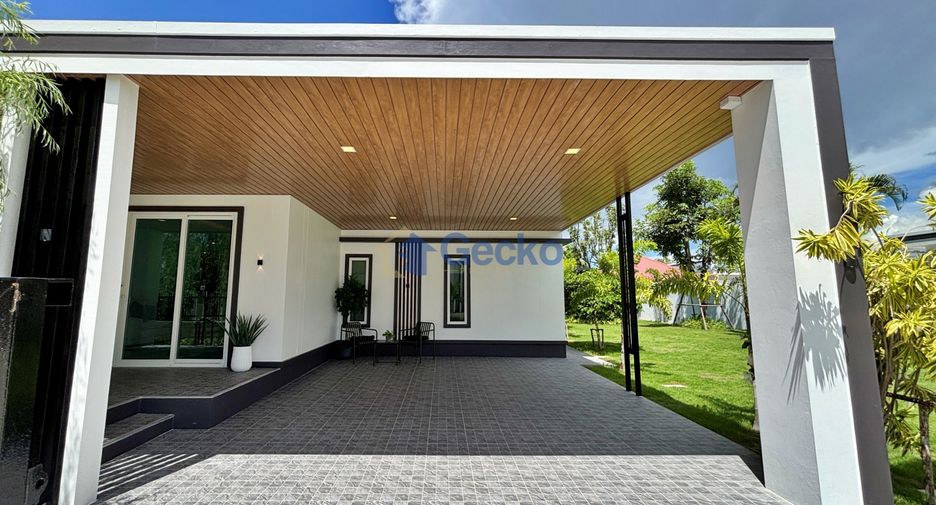 For sale 3 bedrooms house in East Pattaya, Pattaya