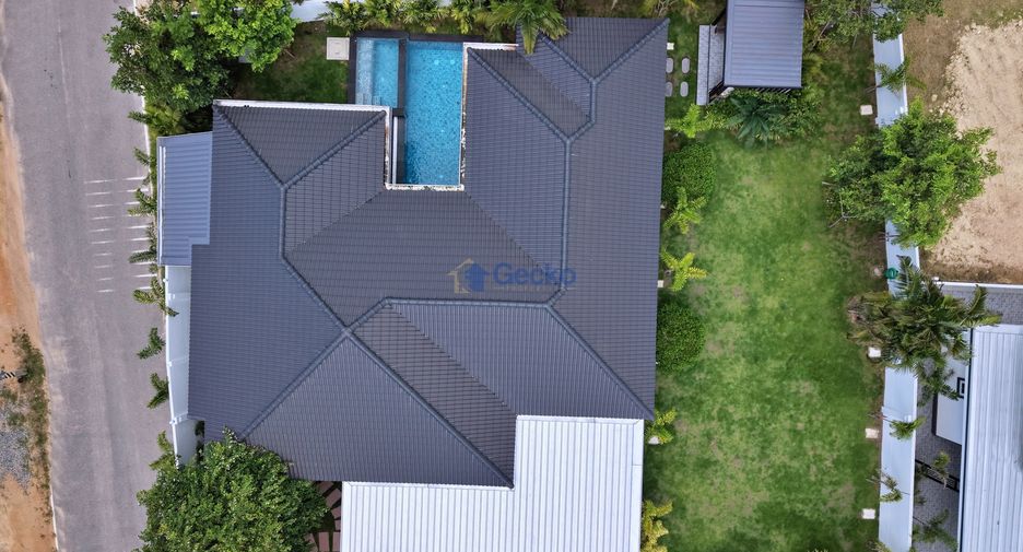 For sale 3 bedrooms house in Bang Lamung, Chonburi
