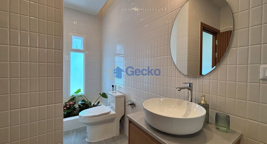 For sale 3 bedrooms house in East Pattaya, Pattaya