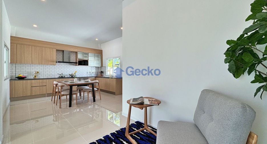For sale 3 bedrooms house in East Pattaya, Pattaya