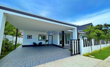 For sale 3 bedrooms house in East Pattaya, Pattaya