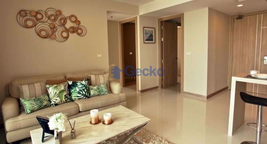 For rent 2 bedrooms condo in North Pattaya, Pattaya